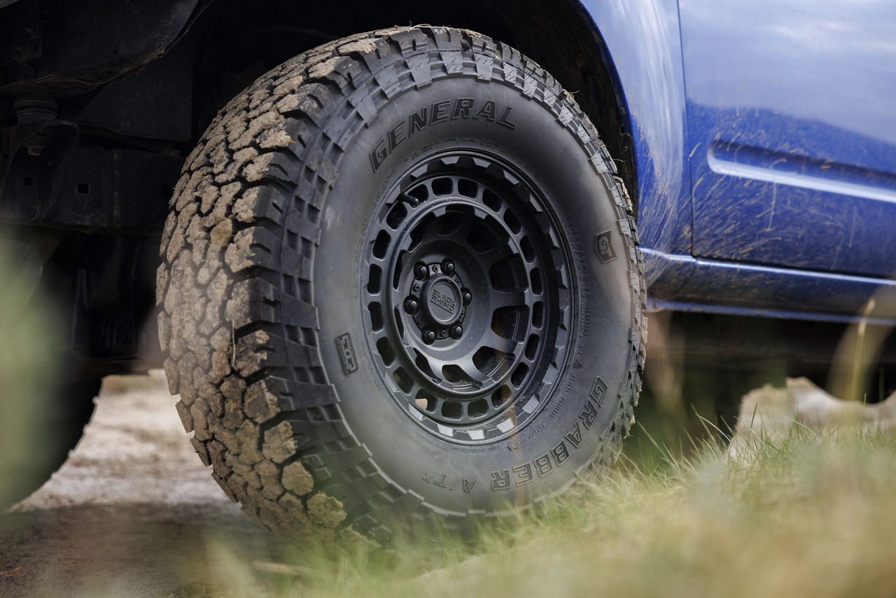 2009 Nissan XTerra - Black Rhino CHAMBER - Black | Wheel Pros
